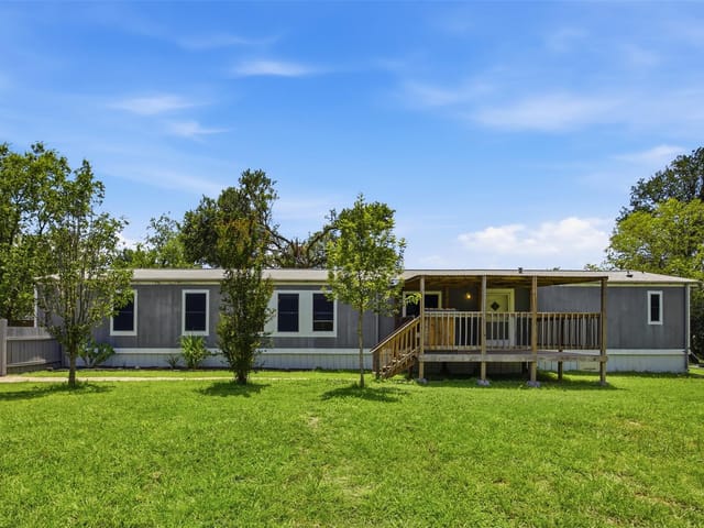 135 Side Saddle DR