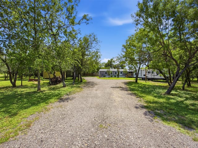 135 Side Saddle DR