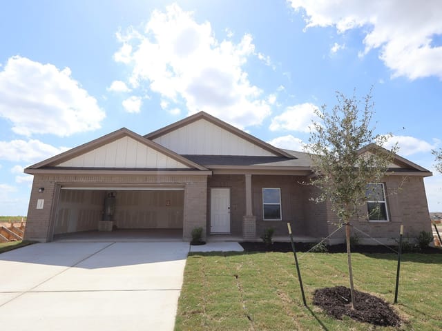 13501 Van Hollen RD