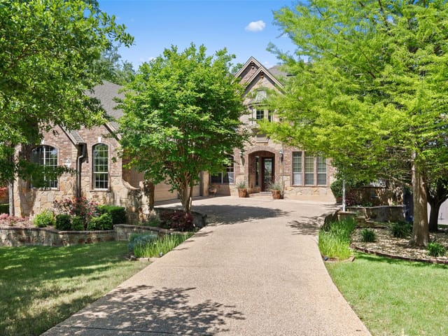 13508 Country Trails Ln