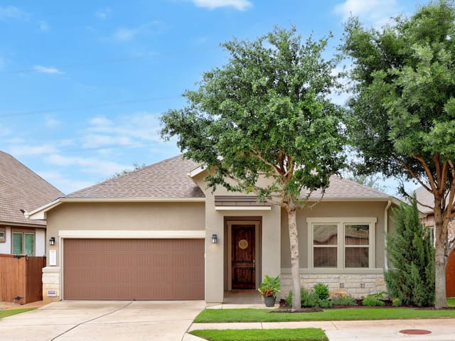 13517 Camp Comfort Ln