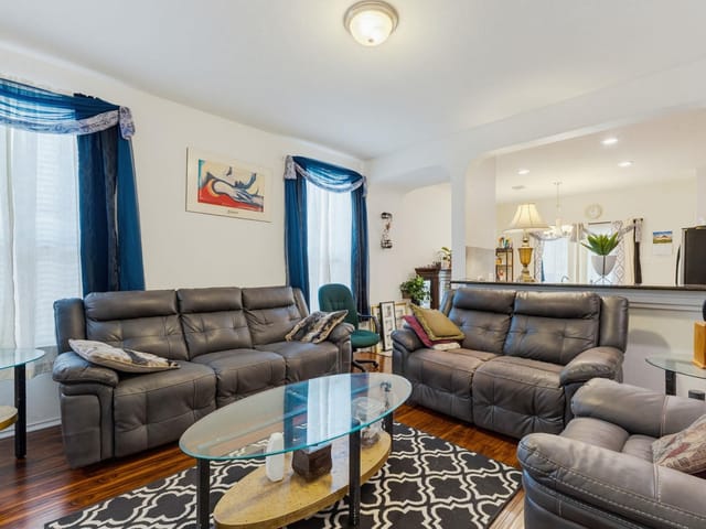 13521 Abraham Lincoln ST