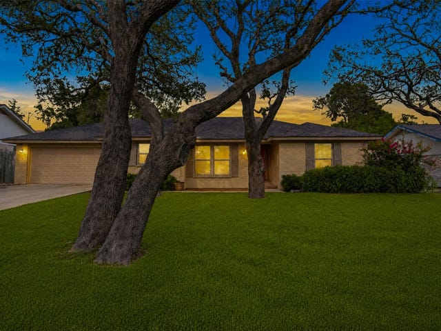 13523 Briar Hollow DR