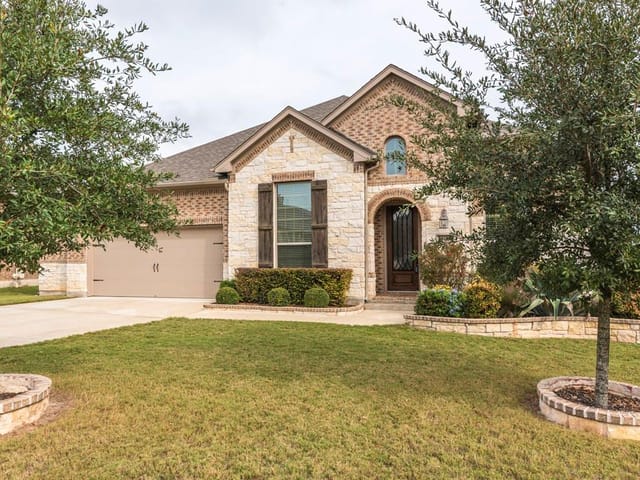13567 Mesa Verde Dr