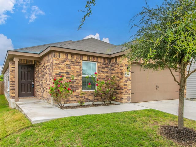 136 Allington Cir
