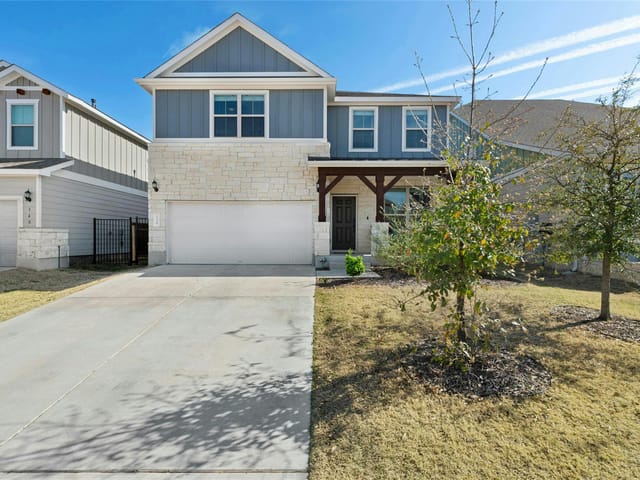 136 Banyon Dr