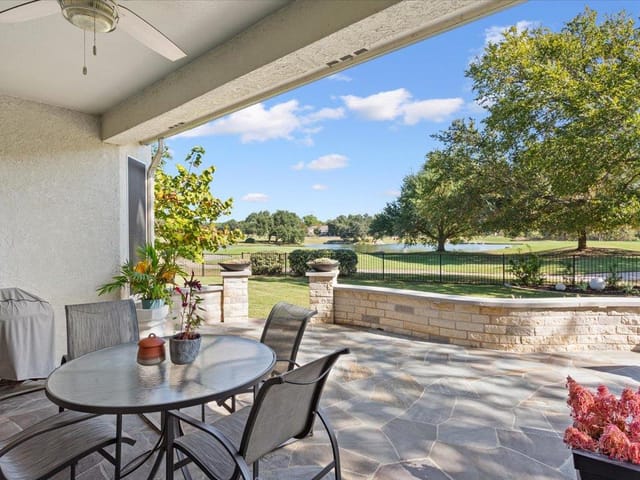 136 Crystal Springs DR