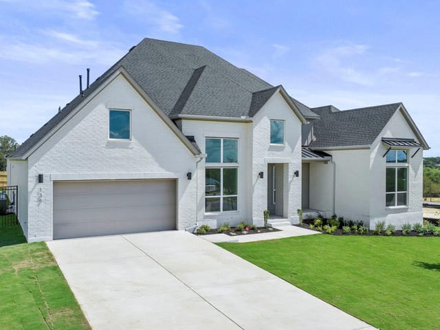 136 Dawn DR