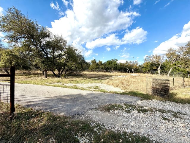 1360 County Road 233 Rd