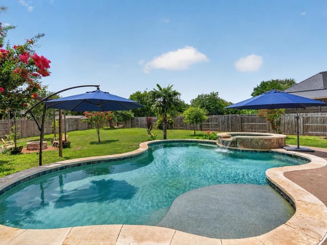 13680 Mesa Verde DR