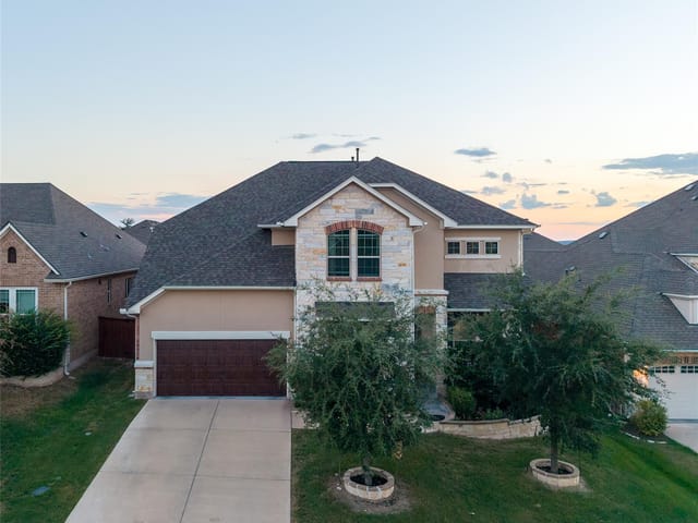 137 Claiborne Lake LN