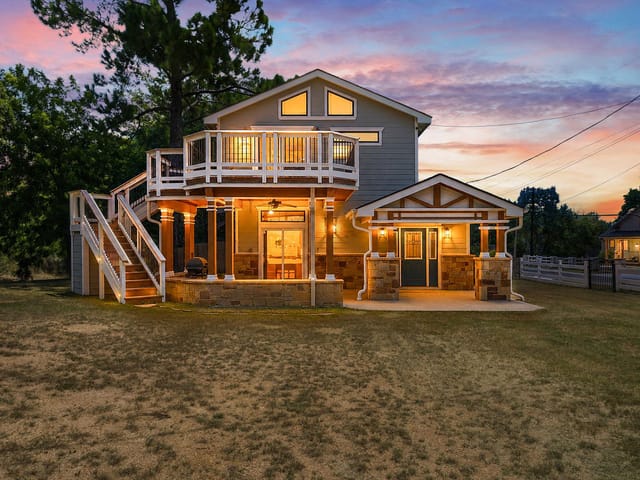 137 Hill DR