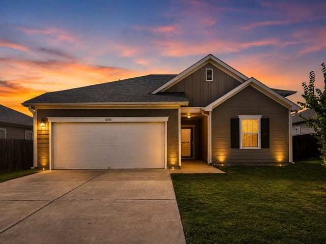 13705 Sherri Berry WAY