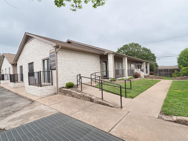 13740 N Highway 183 Blvd Unit #3