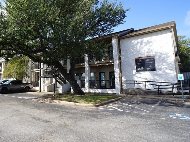 13740 #K3 N Highway 183 BLVD Unit #K4