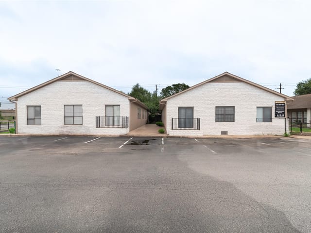 13740 Research BLVD Unit #R4