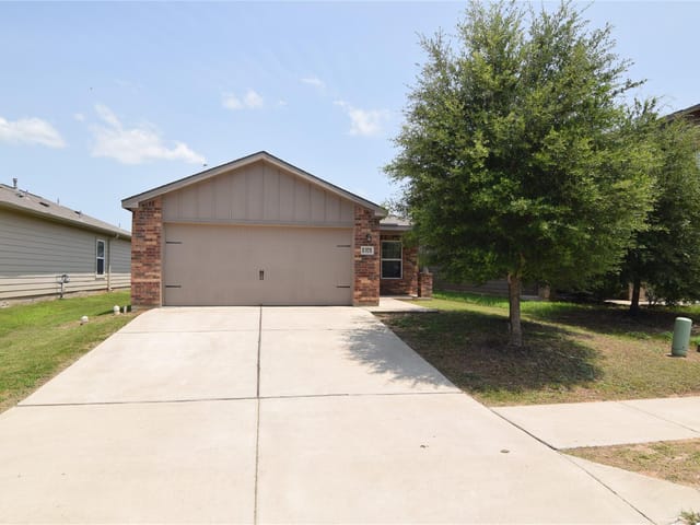 1375 Amy DR