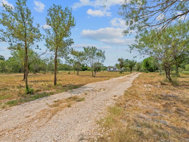 1375 Plant Rd
