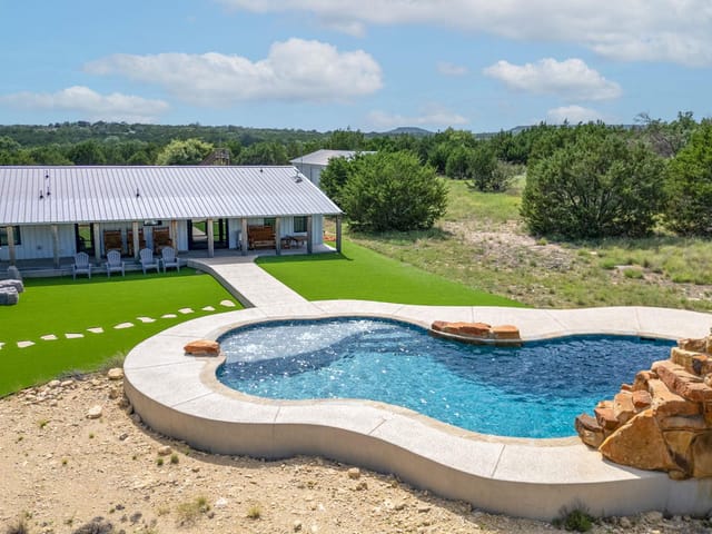 13770 Private Road 3642