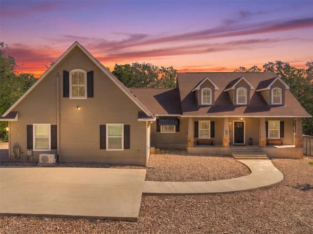138 Wood Hollow CT