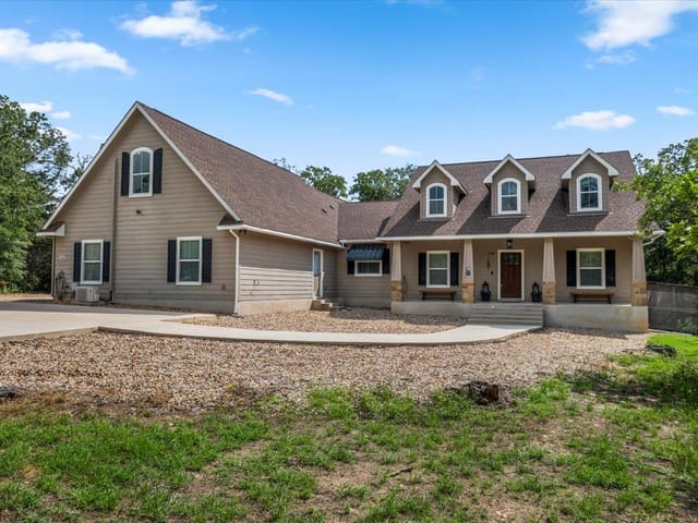138 Wood Hollow CT