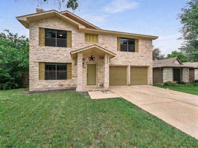 13800 Cambourne Dr