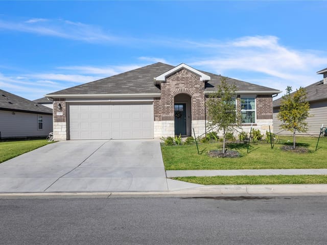 13800 Dismuke Dr