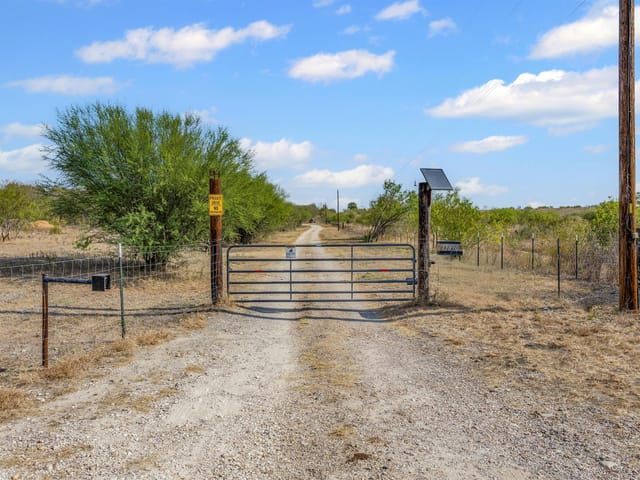 13800 Hokanson RD