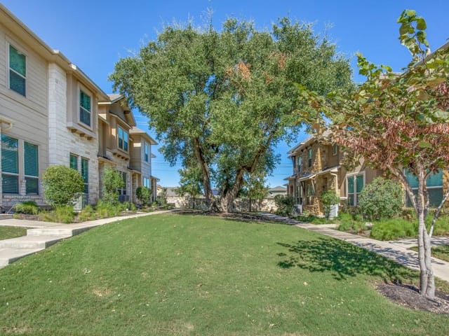 13800 Lyndhurst St Unit #52