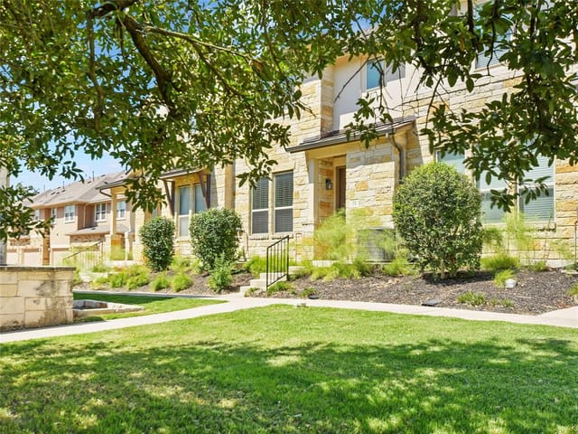 13800 Lyndhurst St Unit #72