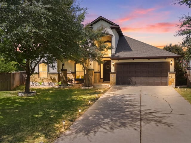 13801 Calera CV