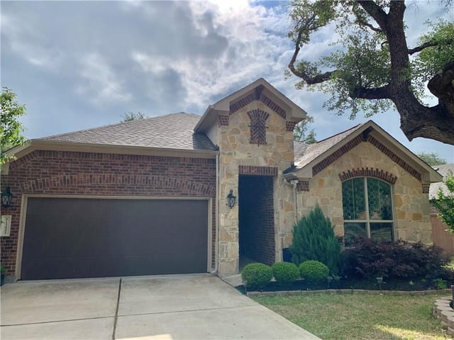 13801 Wiregrass Way