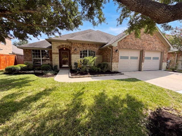 13804 Long Shadow DR