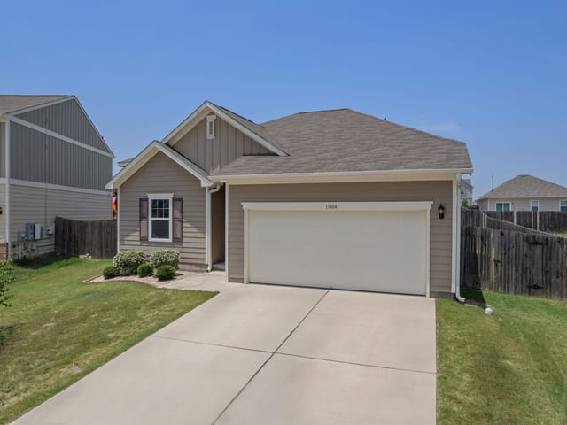 13804 Mark Christopher Way