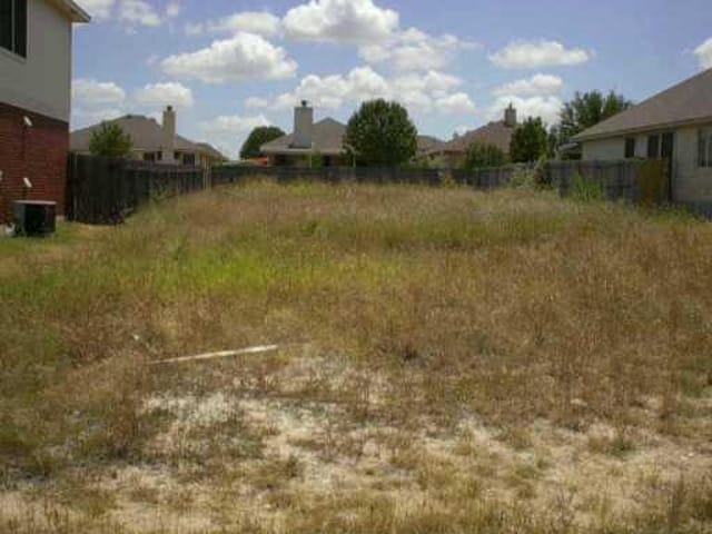 13813 Lampting DR
