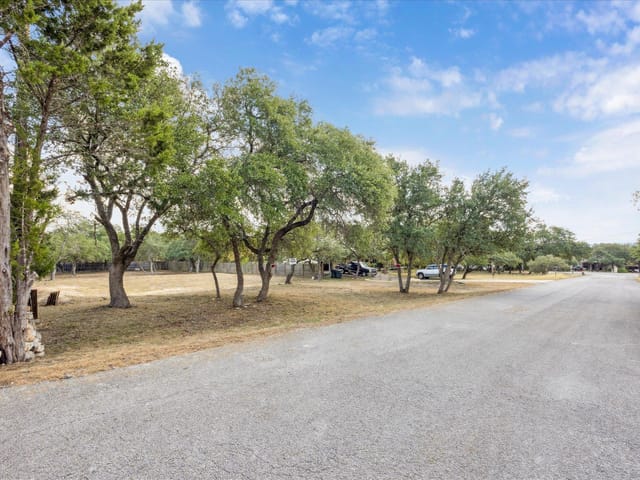 139 Donna Dr