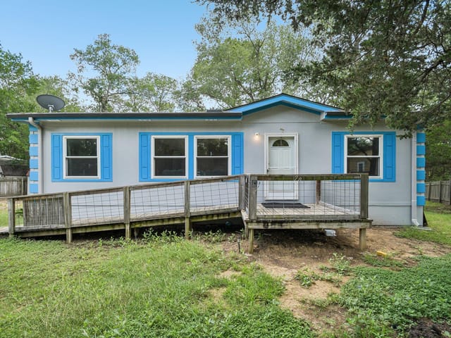 139 Meadow Creek DR