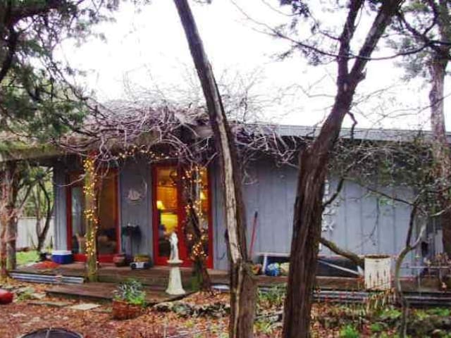13909 Panorama Dr