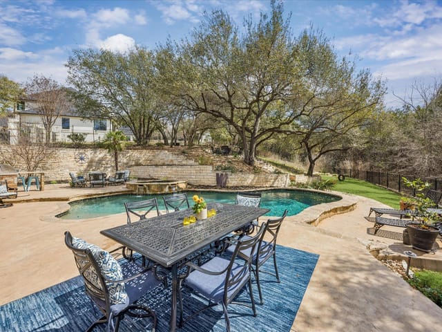 13921 Flat Top Ranch Rd
