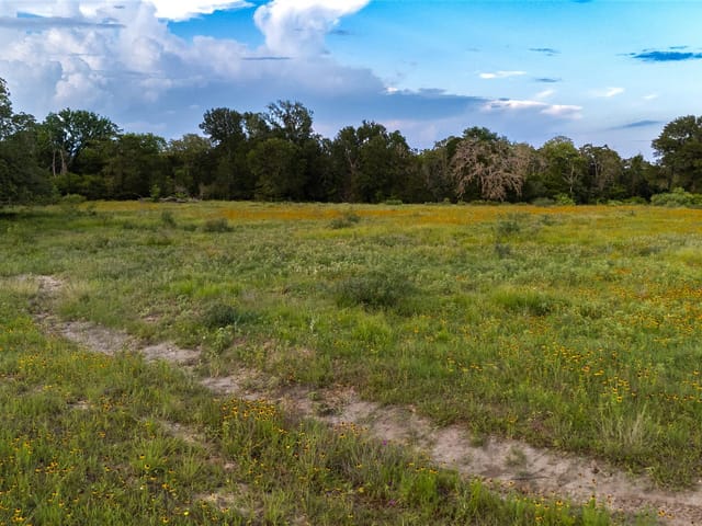 1395 S Highway 95