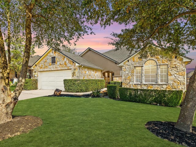 140 Saint Richie Ln