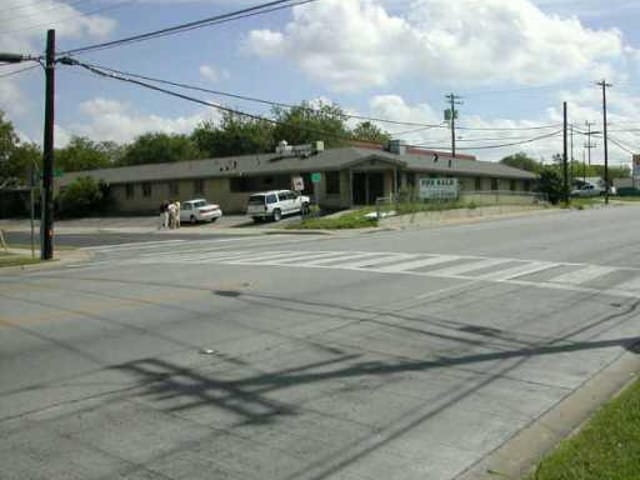 1400 ANDERSON LN WEST