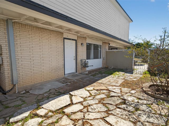 1400 Braes Ridge DR Unit #B