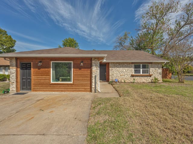 1400 Chippeway LN