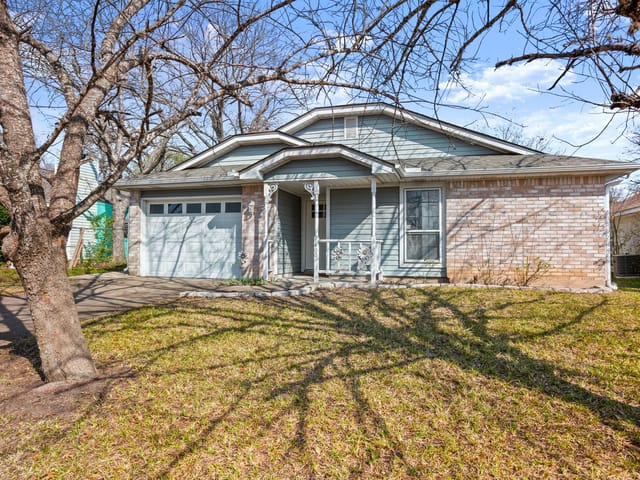 1400 Dominique DR