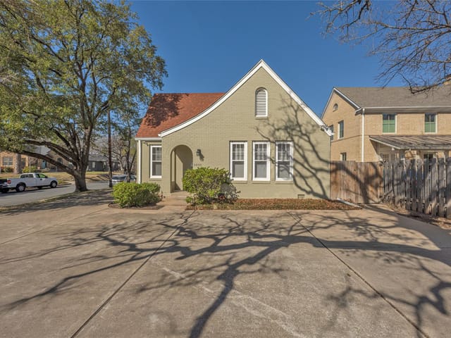 1400 Hartford RD