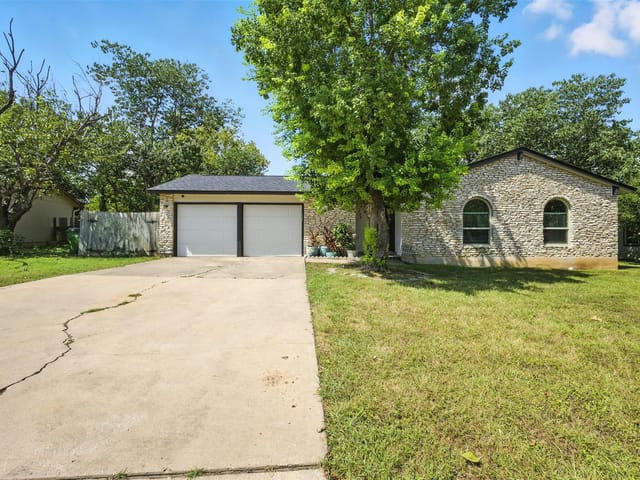 1400 Meadows Dr