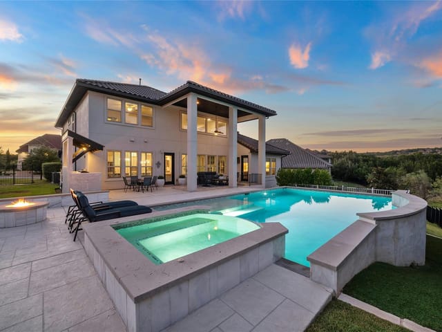 1400 Morning Moon Cir