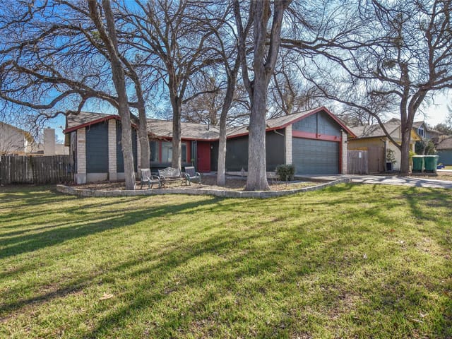 1400 Piney Creek Ln