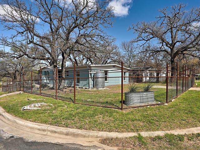 1401 Astor Pl